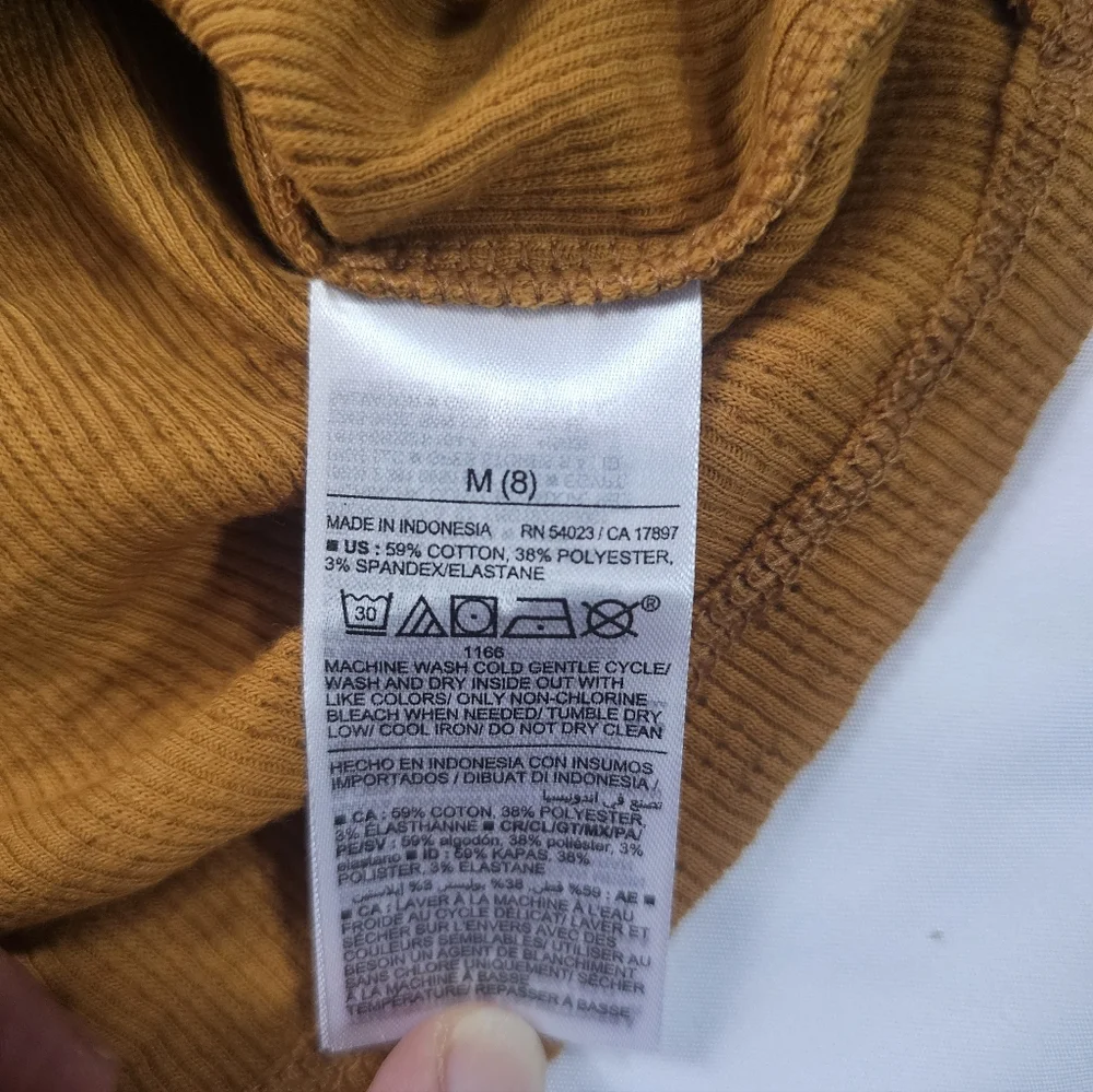 Old Navy Mustard Yellow Ruched 3/4 Puff-Sleeve Textured-Knit Top- M (8) - Picture 5 of 6